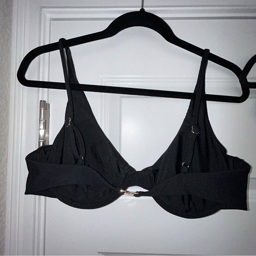 ALOHRA Two Piece Ribbed Cheeky Thong Bikini Swimsuit Set - Picture 4 of 8